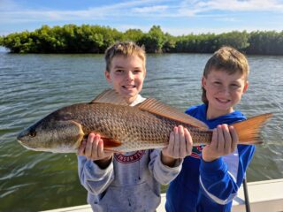 Successful afternoon fishing with these two meat heads. The sounds of good friends talking trash while fishing definitly brought back memories!!!! #reelfloridafishingcharters #discovercrystalriver #orvisendorsed #lifeisgood #trulyblessed #